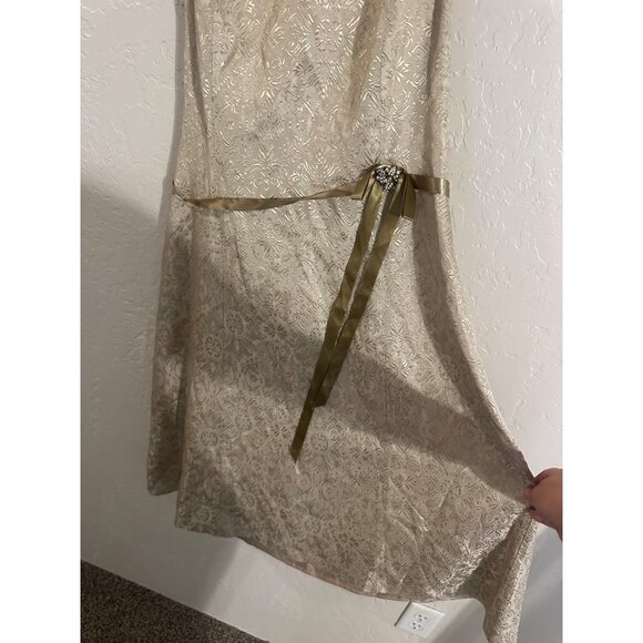 David’s Bridal Champagne & Gold V Neck Halter  Bridesmaid Dress - Picture 2 of 12